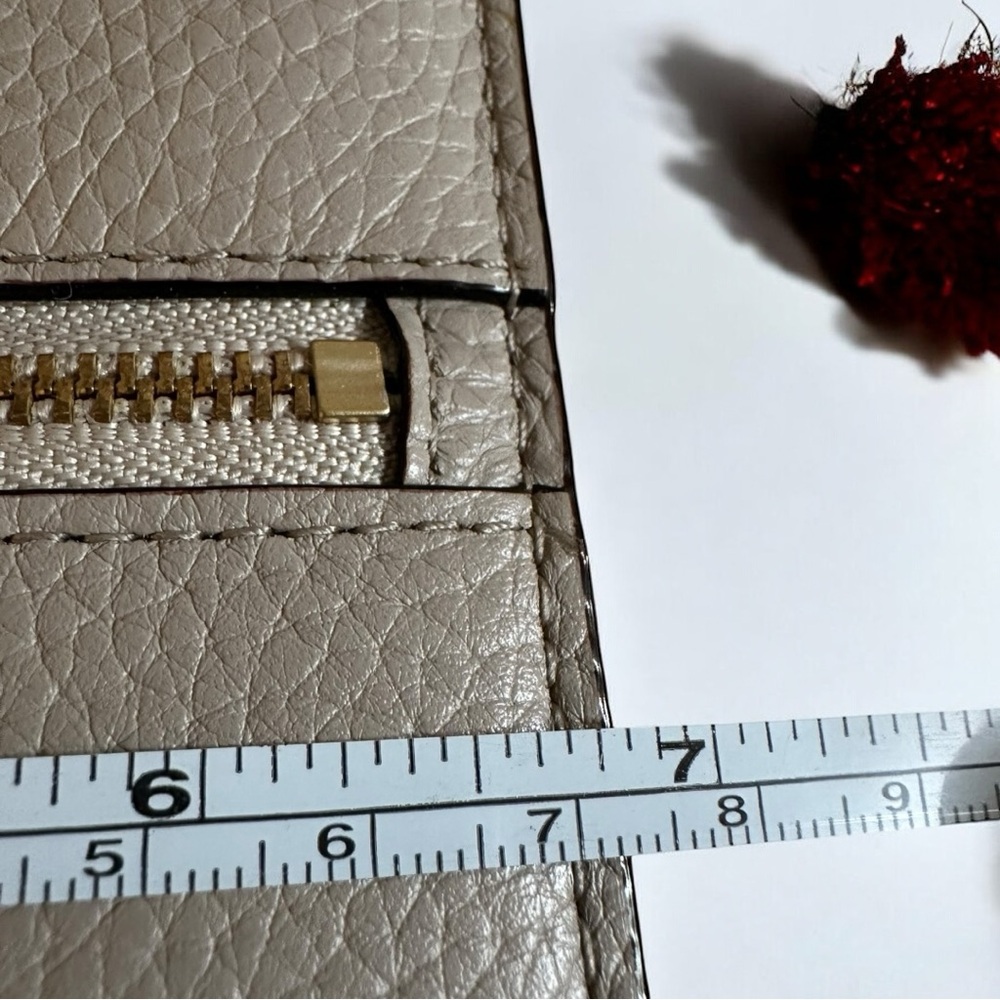 SOLD• Kate Spade Pebbled Leather Coin Purse Front Pouch Gold Zipper Textured - Picture 4 of 5